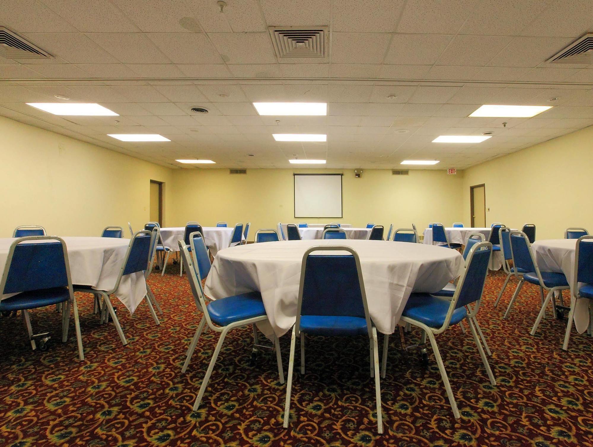 Americas Best Value Inn ニュートン エクステリア 写真